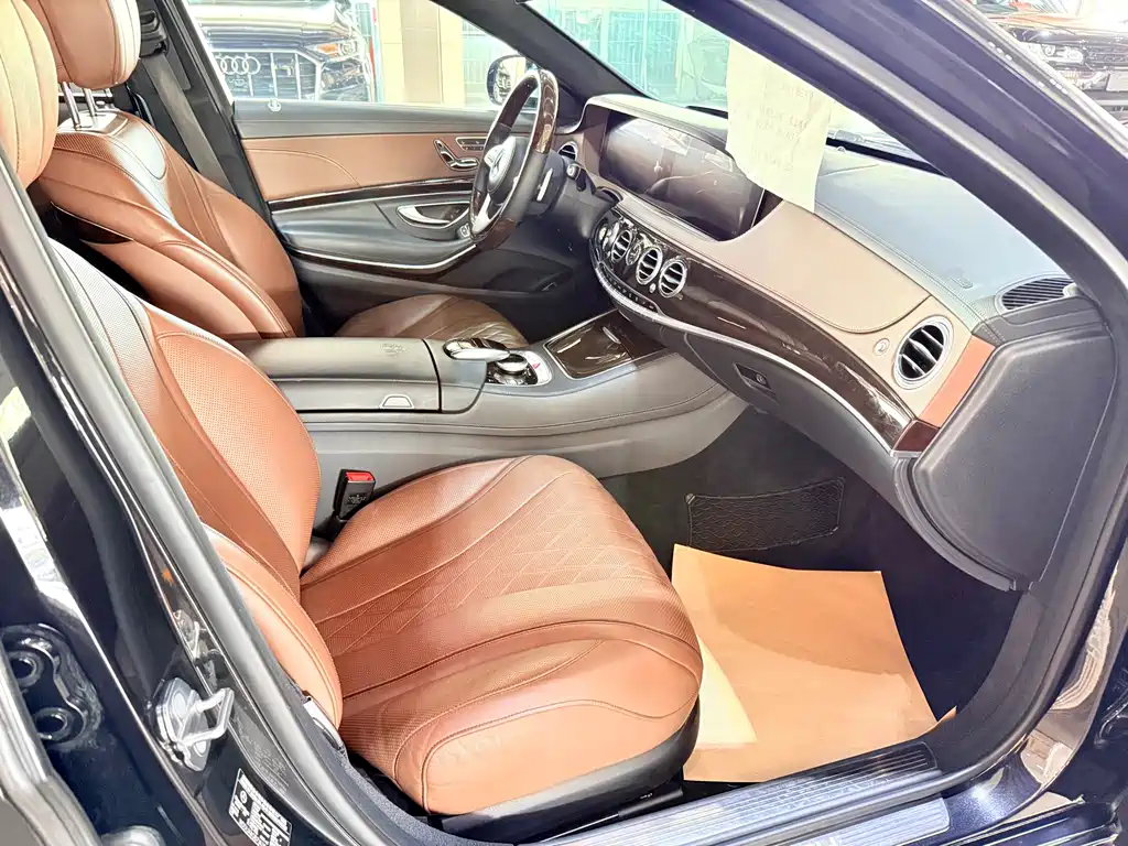 Mercedes-Benz Maybach S-Class 2018 — фото 9