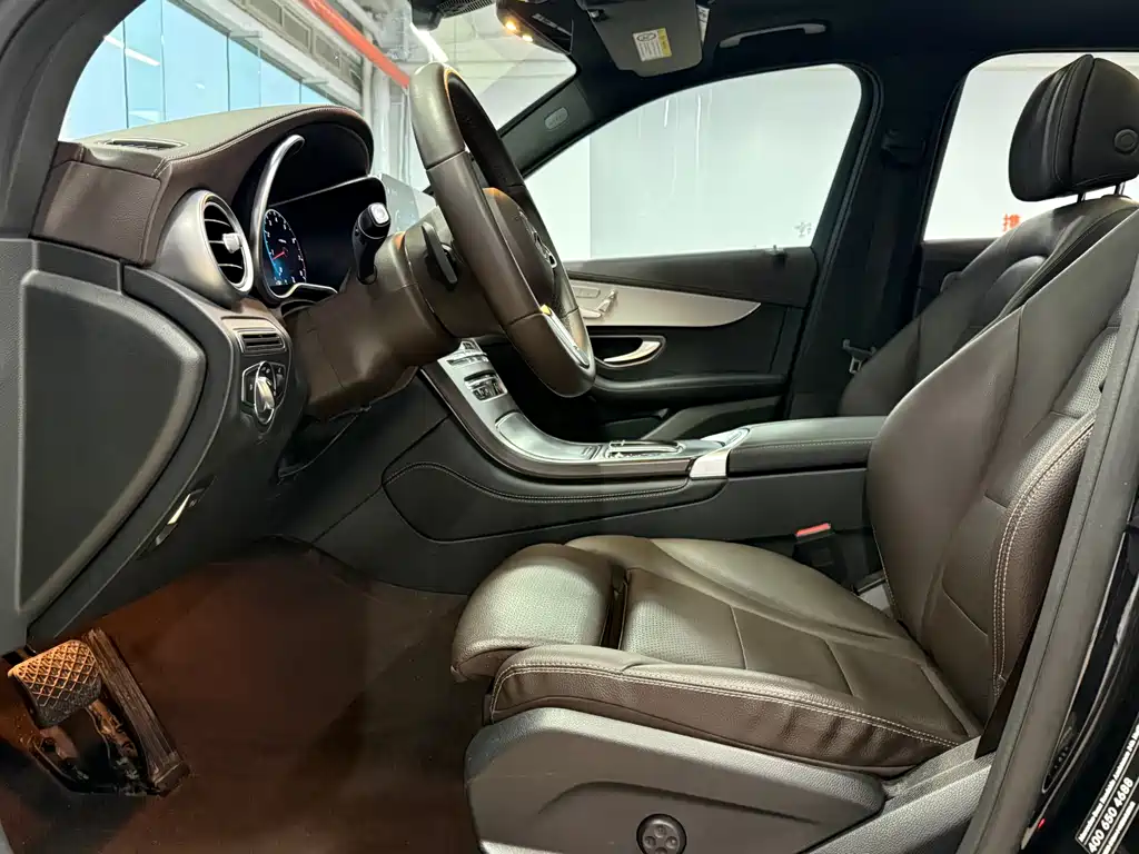 Mercedes-Benz GLC 2022 — фото 10