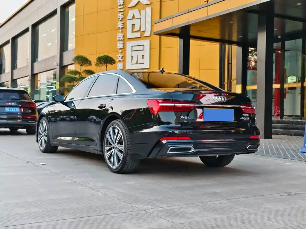 Audi A6L 2020