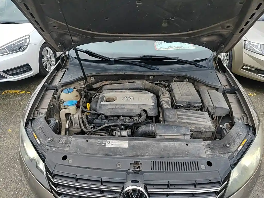 Volkswagen Passat 2015 — фото 16