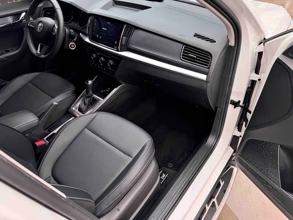 Skoda Kamiq 2022 — фото 13