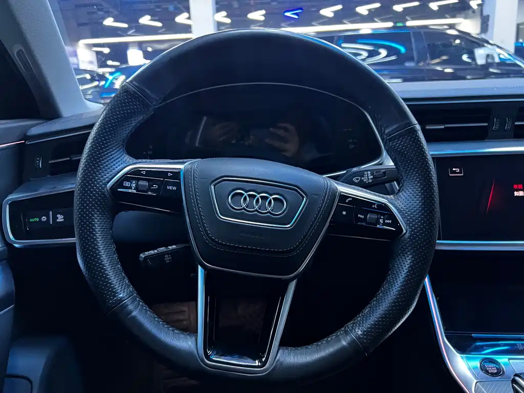 Audi A6L 2023 — фото 7