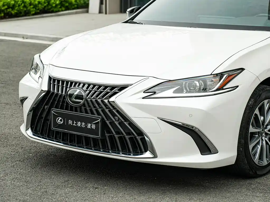 Lexus ES 2024 — фото 8