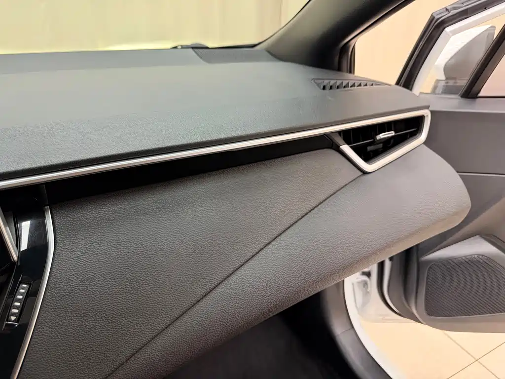 Toyota Levin 2022 — фото 15