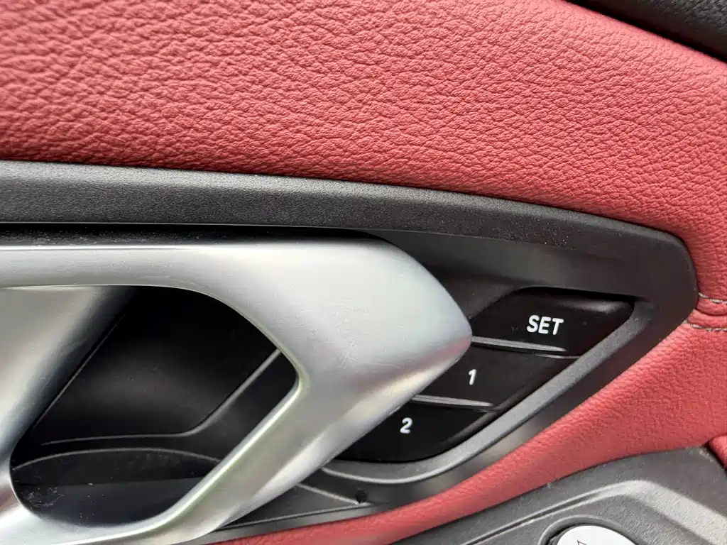 BMW 3 Series 2023 — фото 15