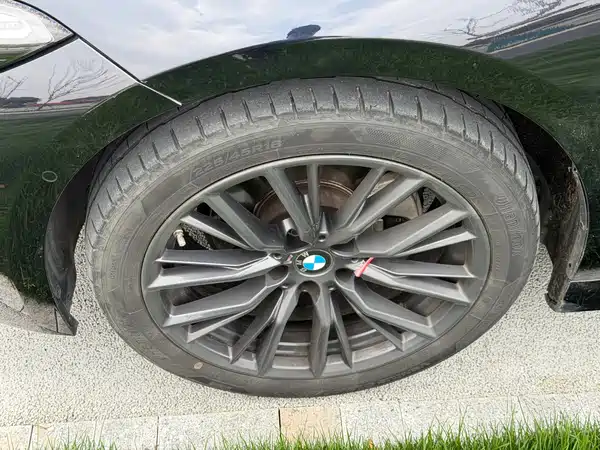BMW 3 Series 2023