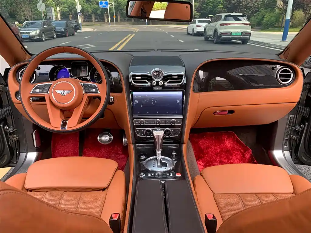 Bentley Flying Spur 2011 — фото 10