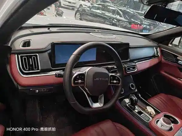 Jetour X70 PLUS 2025