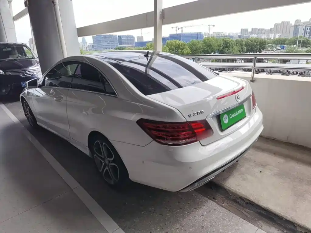 Mercedes-Benz E-Class 2016