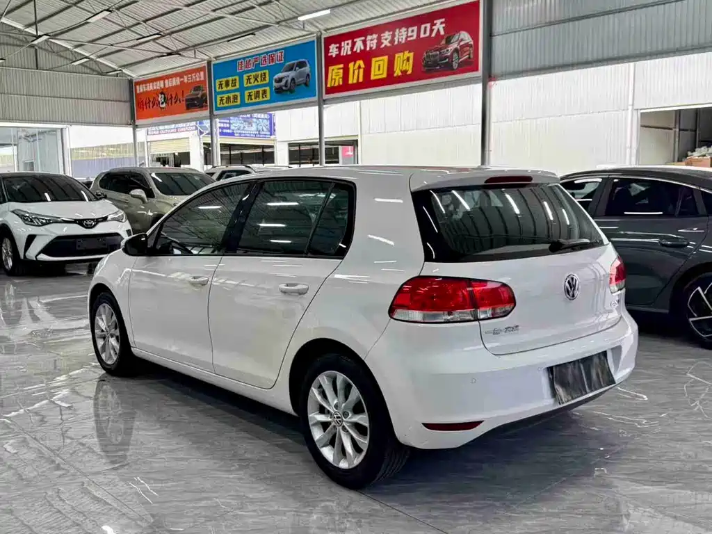 Volkswagen Golf 2014
