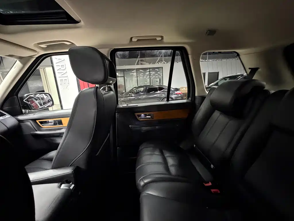 Land Rover Sport 2013 — фото 24