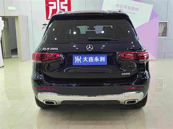 Mercedes-Benz GLB 2023