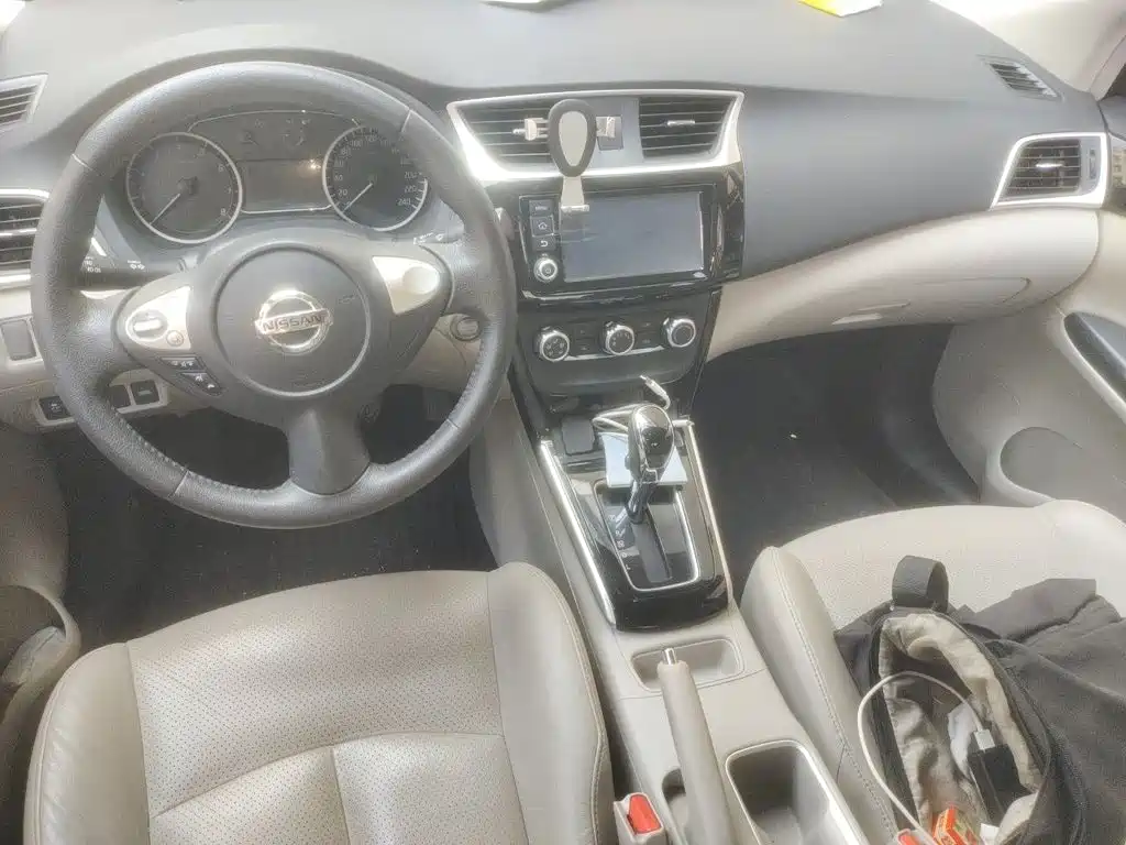 Nissan Sylphy 2018 — фото 13