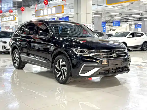 Volkswagen Tiguan L 2022
