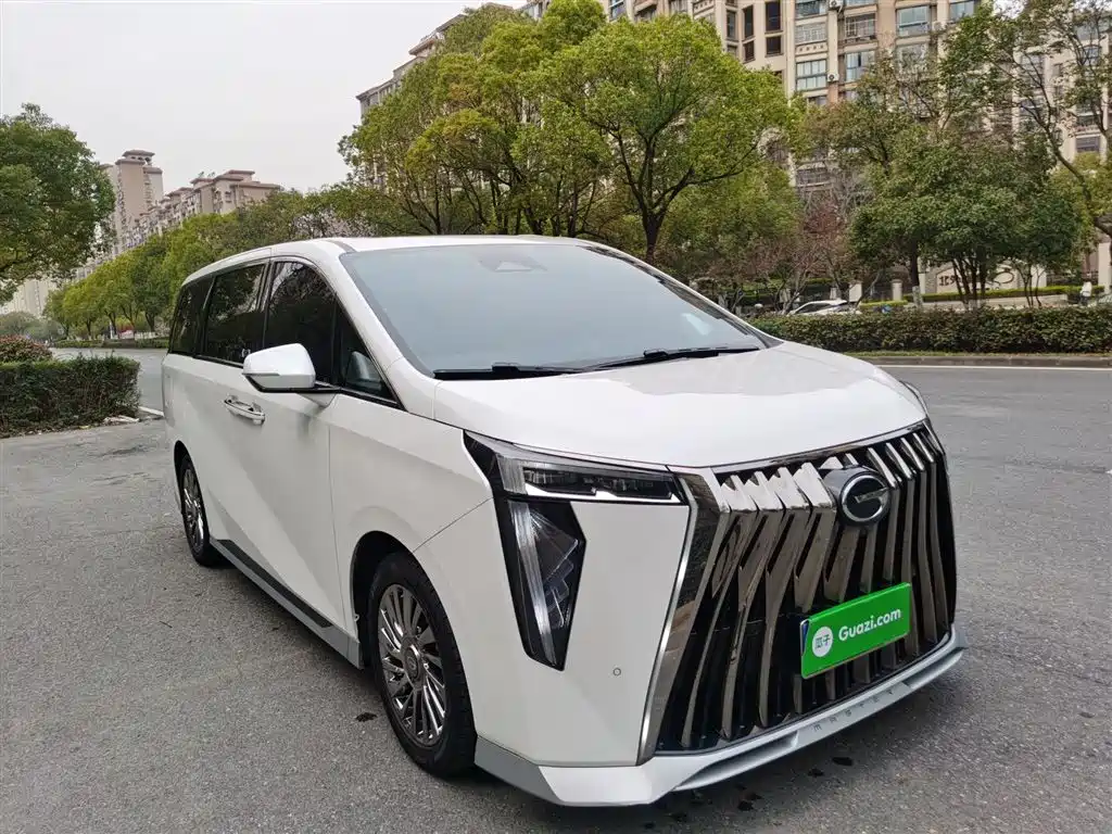 GAC Motor Trumpchi M8 2023 — фото 11