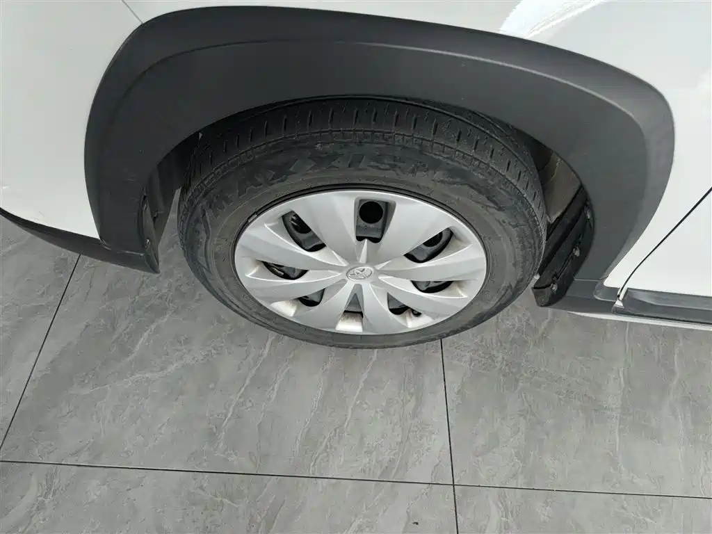 Toyota Yaris L 2021 — фото 25