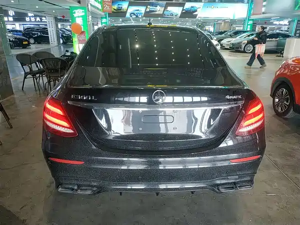 Mercedes-Benz E-Class 2016