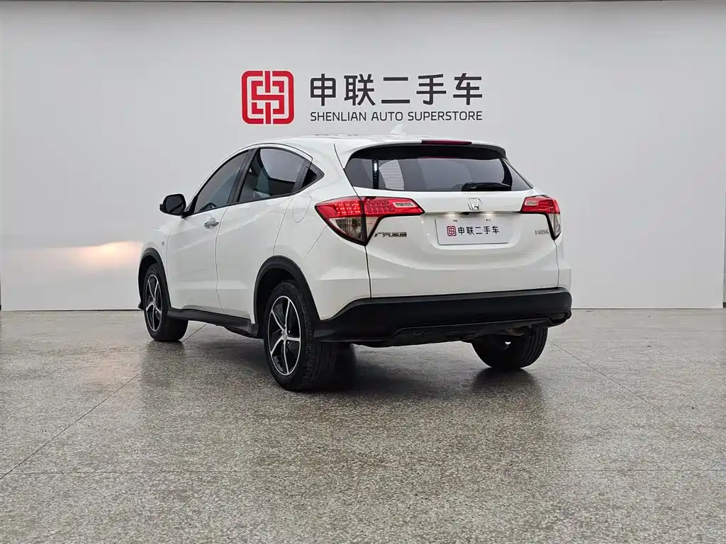 Honda Vezel 2021 — фото 3