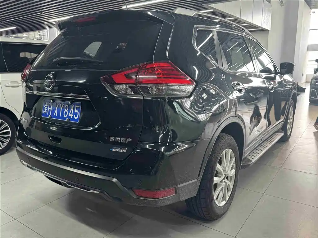 Nissan X-Trail 2017 — фото 4