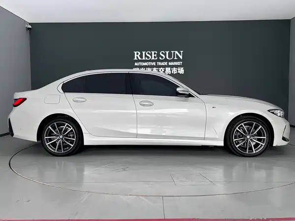 BMW 3 Series 2023