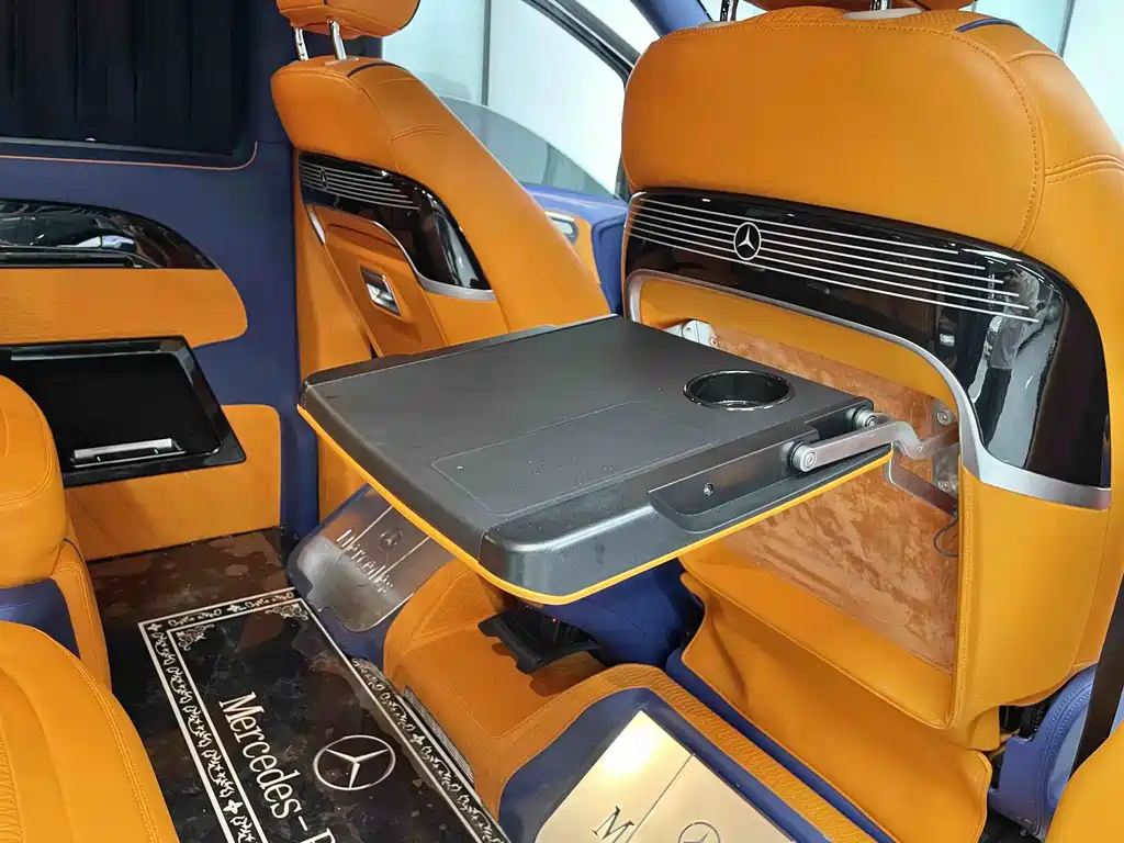 Mercedes-Benz Vito 2023 — фото 16