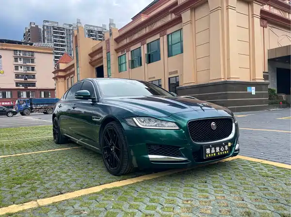 Jaguar XFL 2018