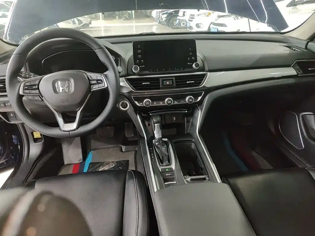Honda Inspire 2020 — фото 10
