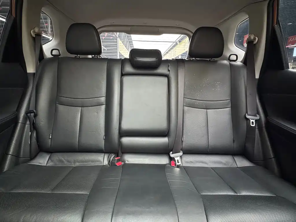 Nissan X-Trail 2015 — фото 11