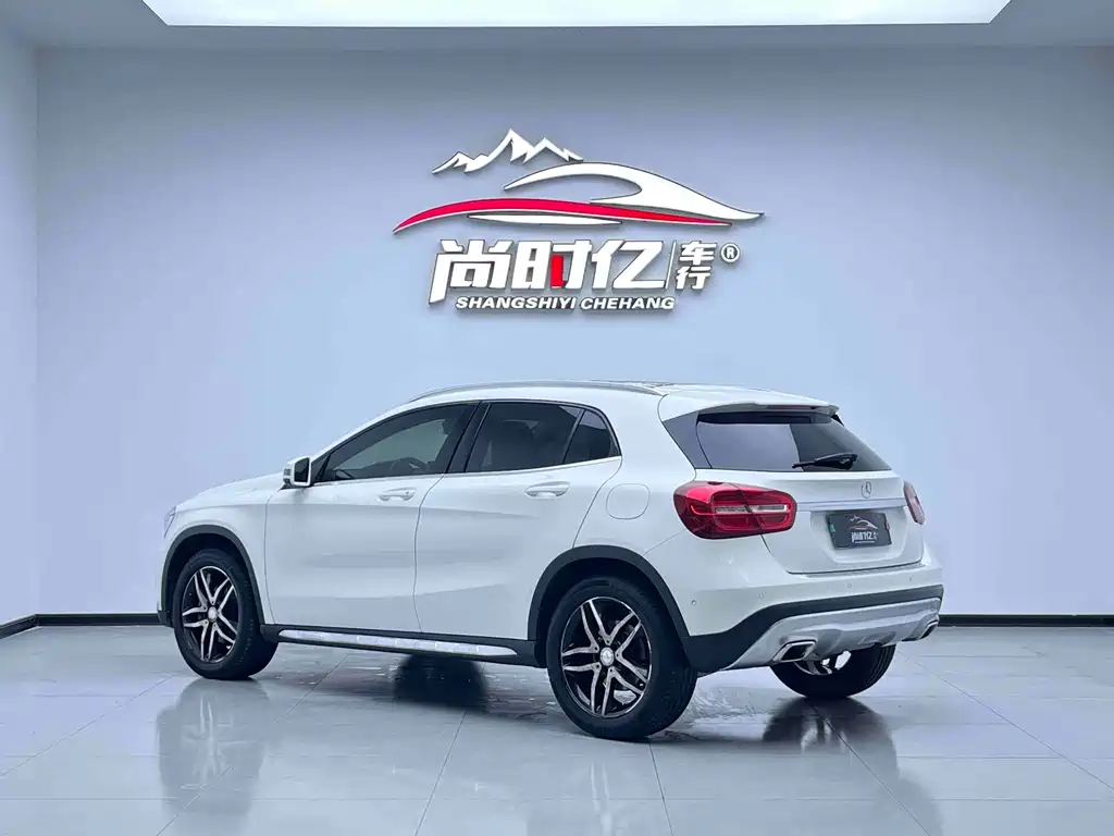 Mercedes-Benz GLA 2017