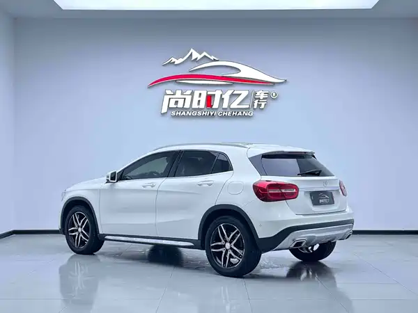 Mercedes-Benz GLA 2017