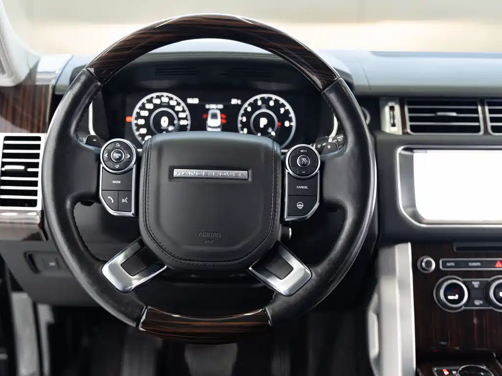 Land Rover Range Rover 2018 — фото 10