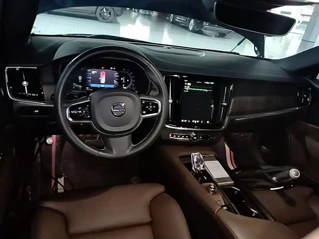 Volvo S90 2023 — фото 10