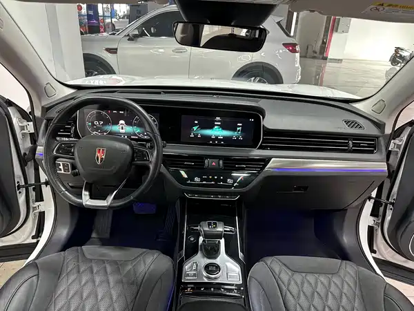 Hongqi HS5 2020
