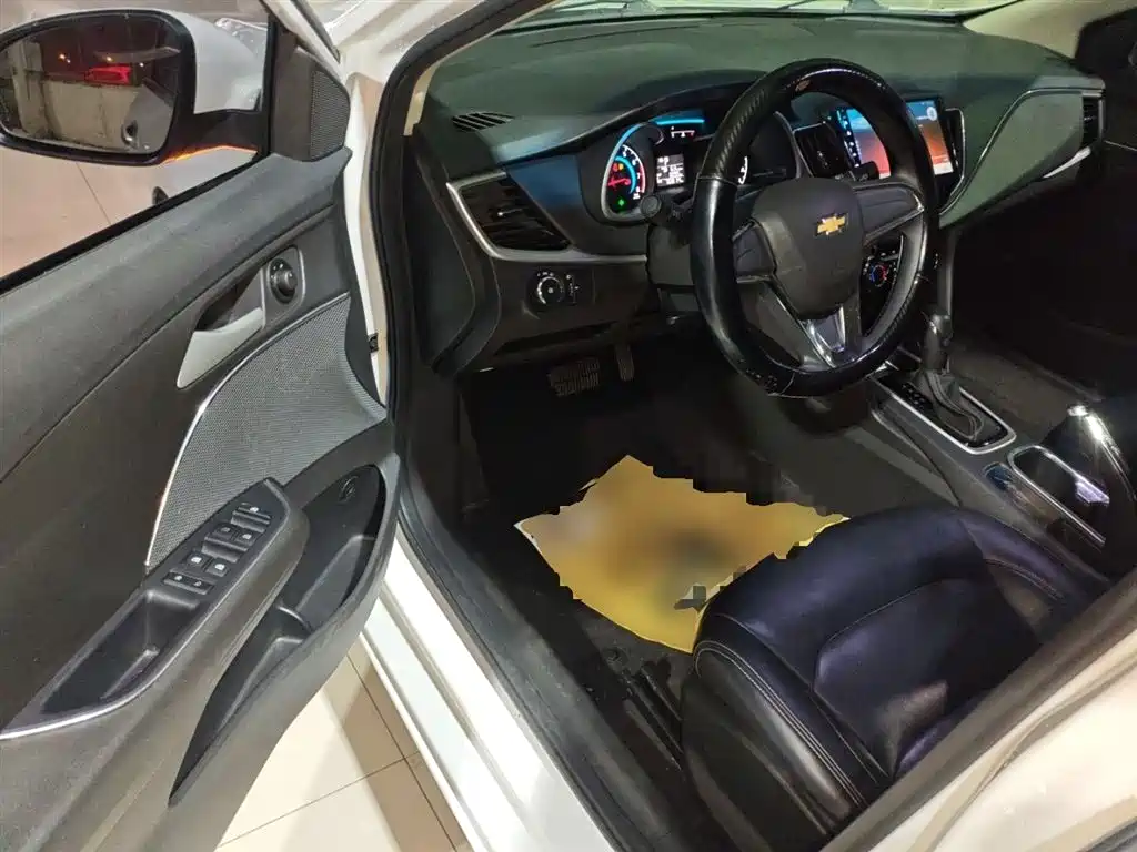 Chevrolet Cavalier 2019 — фото 16