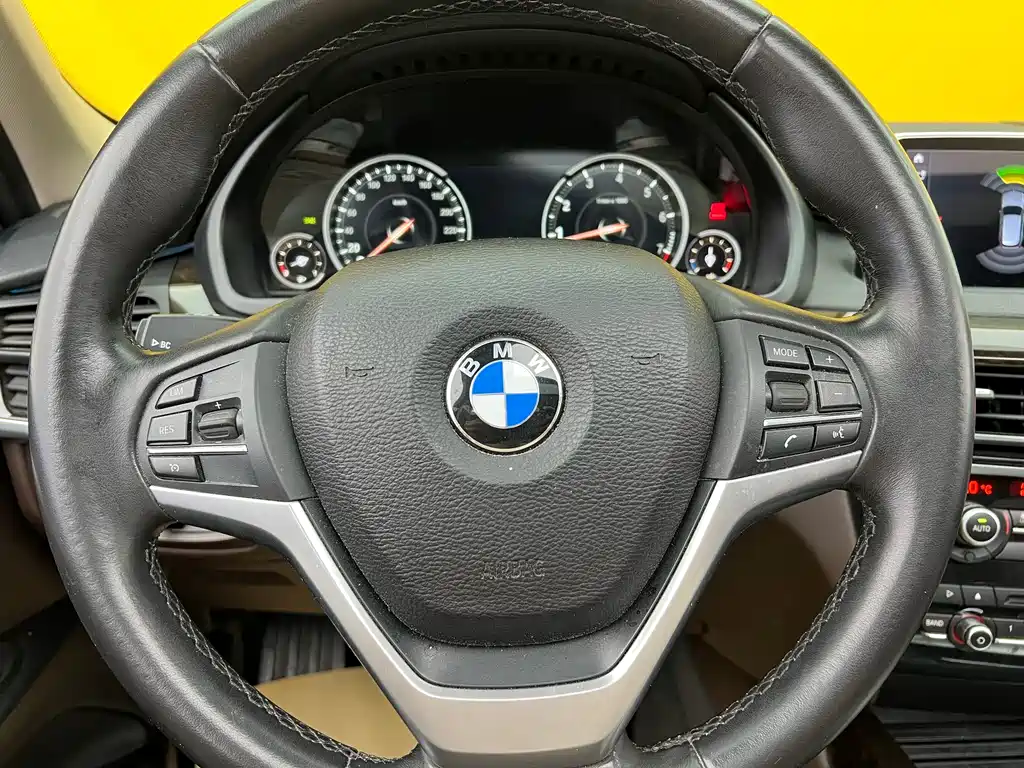 BMW X5 2017 — фото 11