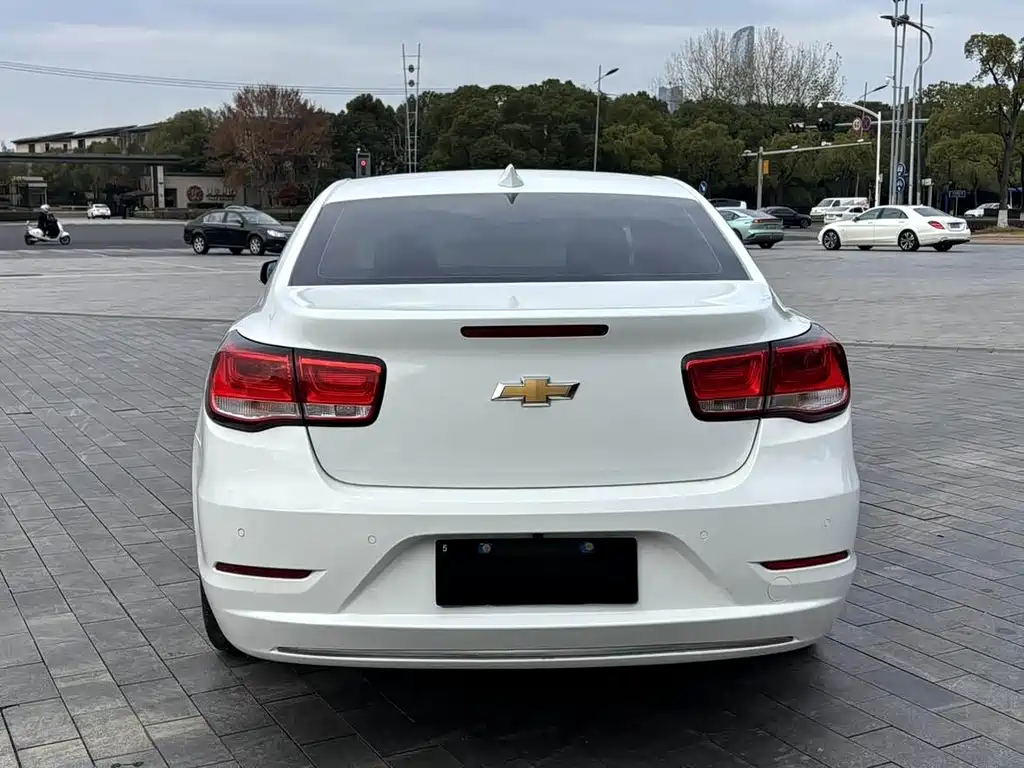 Chevrolet Malibu 2017 — фото 6