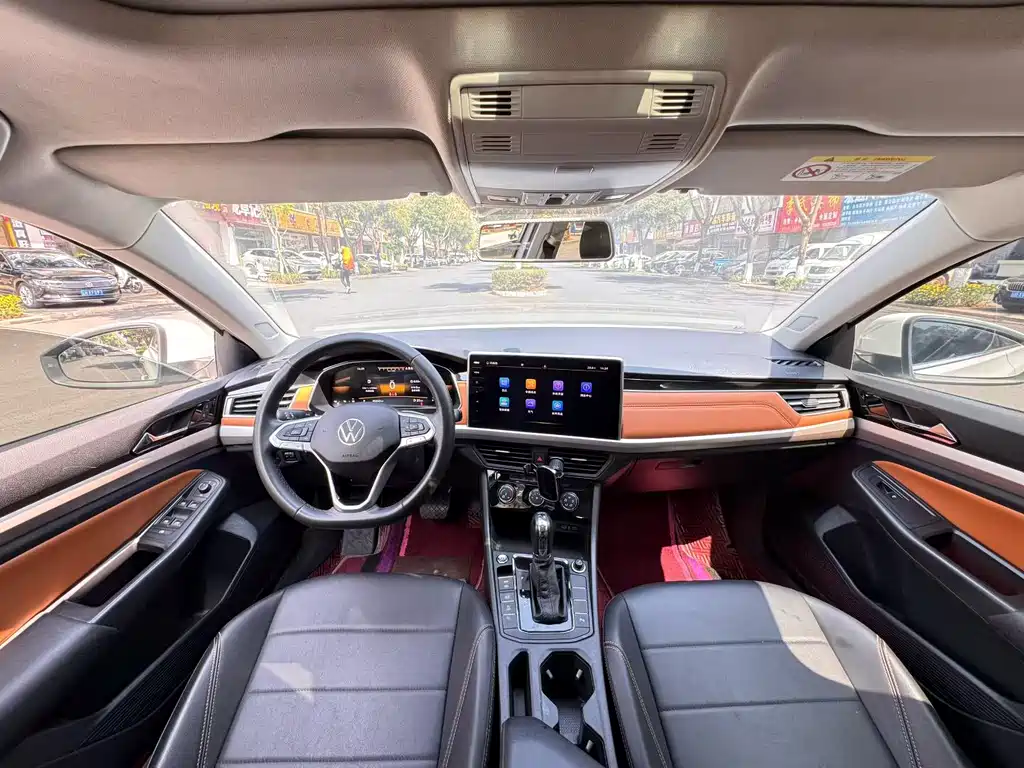 Volkswagen Bora 2023
