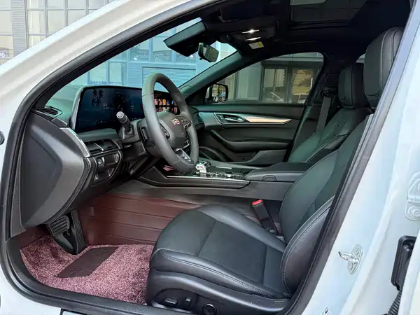 Cadillac CT5 2024