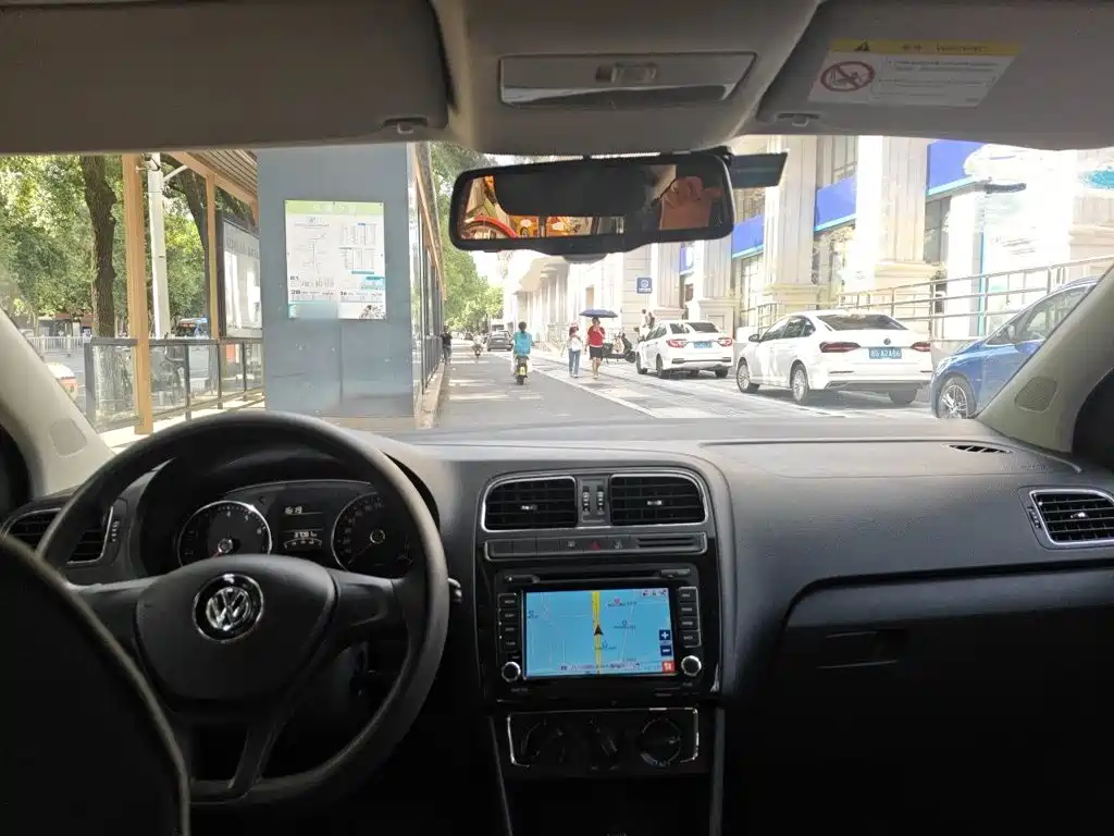 Volkswagen Polo 2016