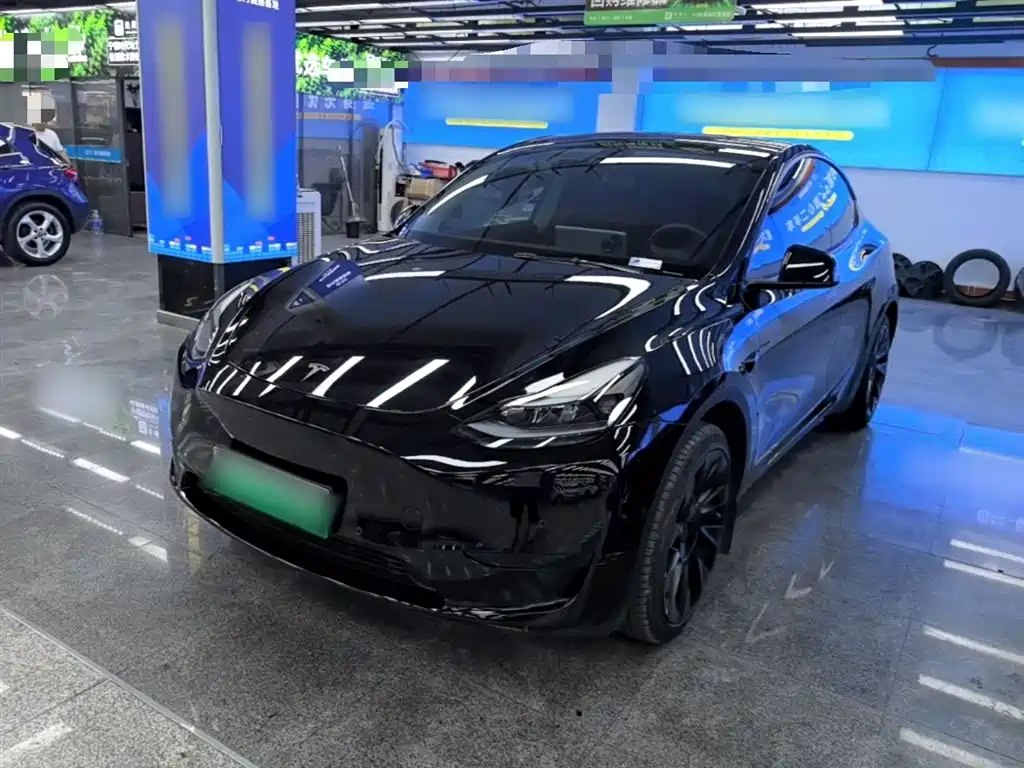 Tesla Model Y 2023 — фото 1
