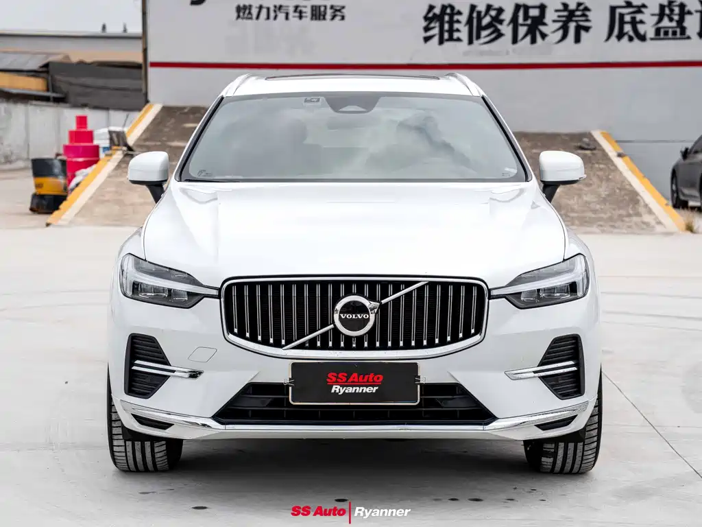 Volvo XC60 2024 — фото 2