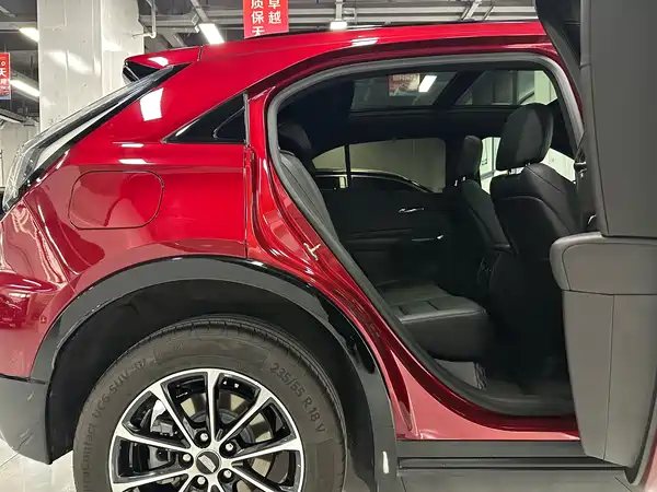 Cadillac XT4 2023