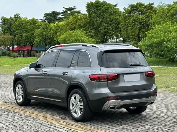 Mercedes-Benz GLB 2021