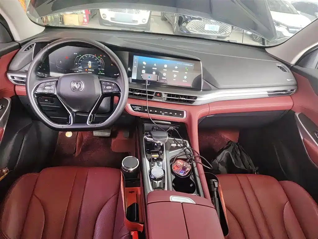 Changan CS75 PLUS 2021 — фото 10
