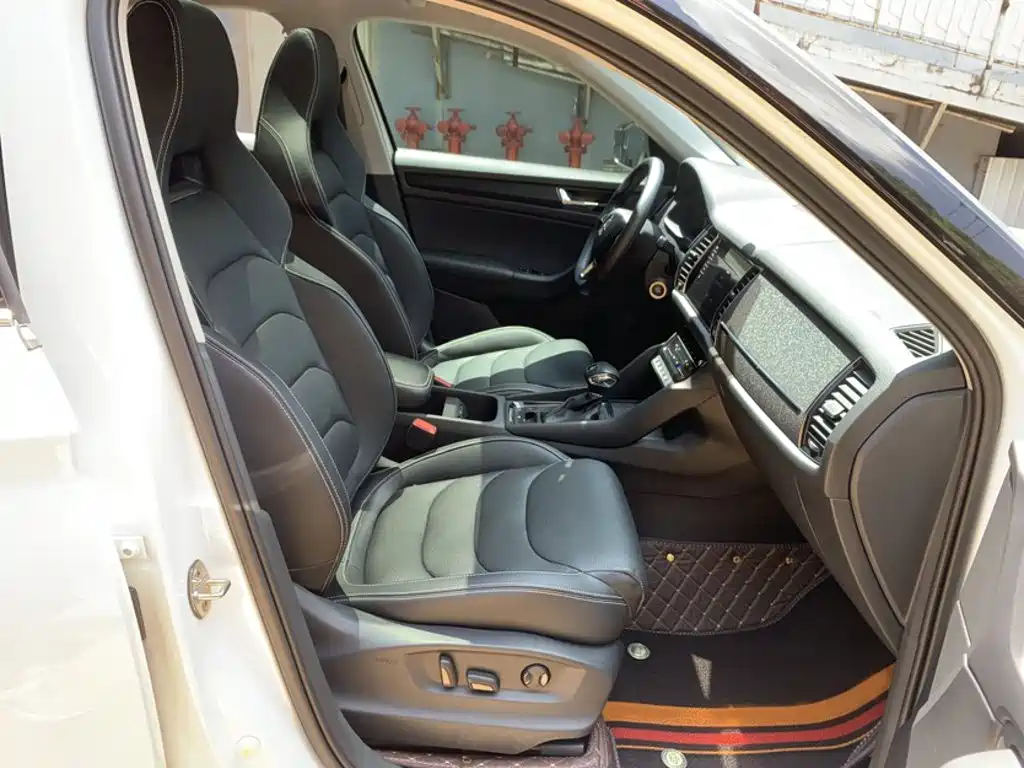 Skoda Kodiak GT 2021 — фото 14