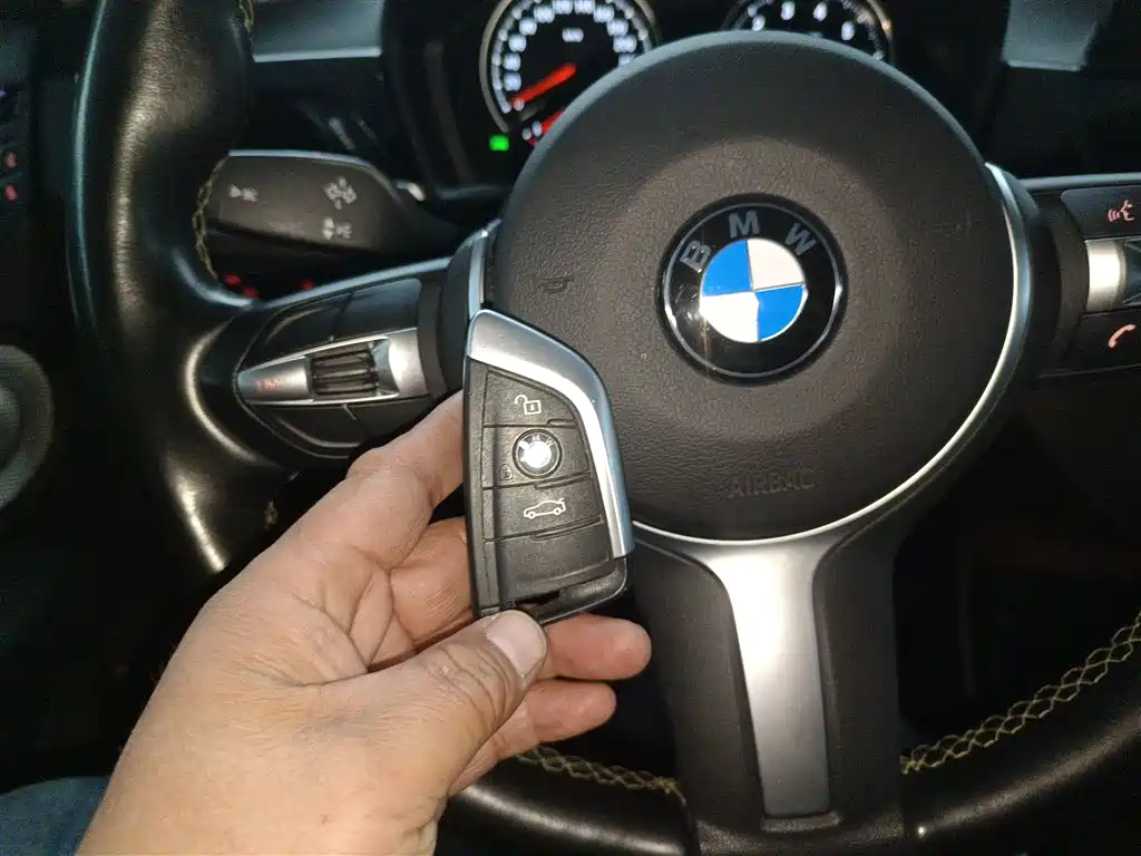 BMW X2 2023 — фото 17