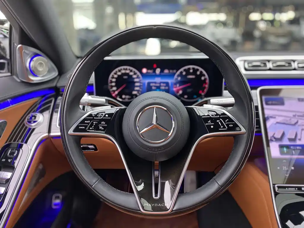 Mercedes-Benz Maybach S-Class 2023 — фото 13