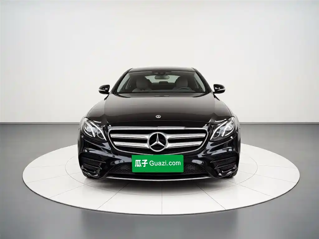 Mercedes-Benz E-Class 2018 — фото 24