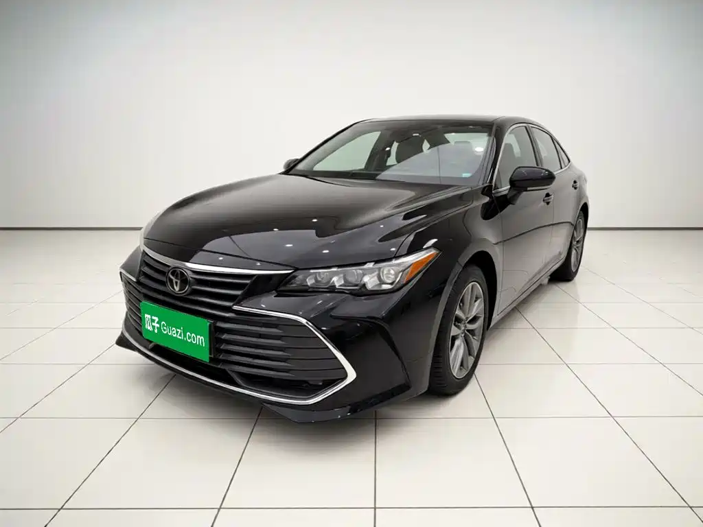 Toyota Avalon 2020 — фото 1