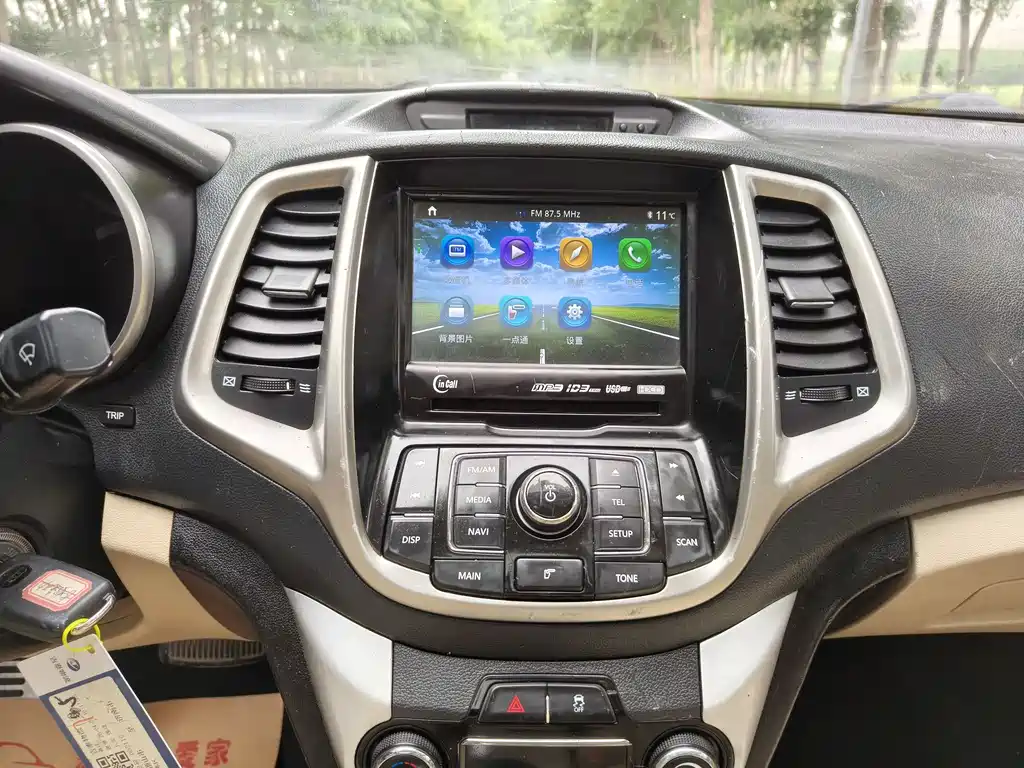 Changan Eado 2016 — фото 15
